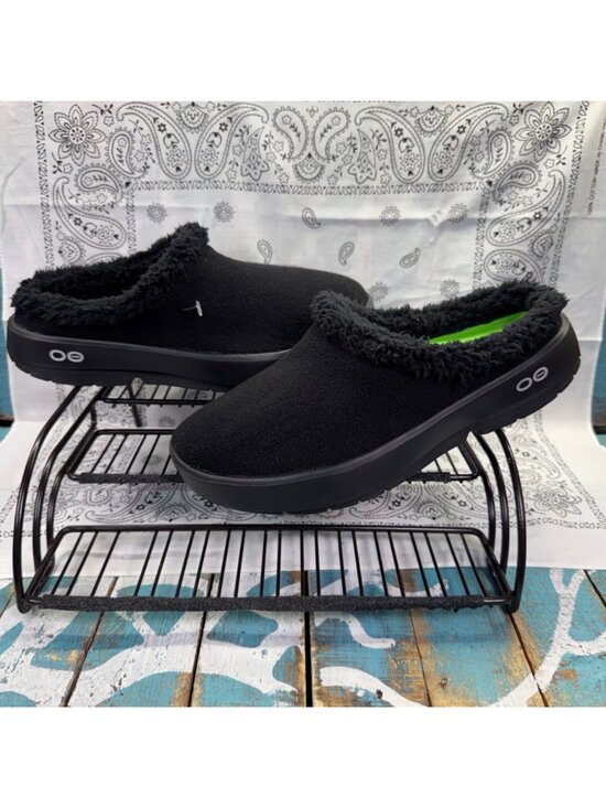 NEW Oofos Oocoozie Sherpa Mule Slipper Recovery Comfort Black Mens Size 9 main image 5